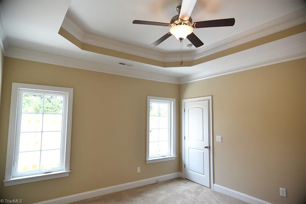 3824 Galloway Court High Point, NC 27265 - Photo 7 of 19 Gallery Image 7