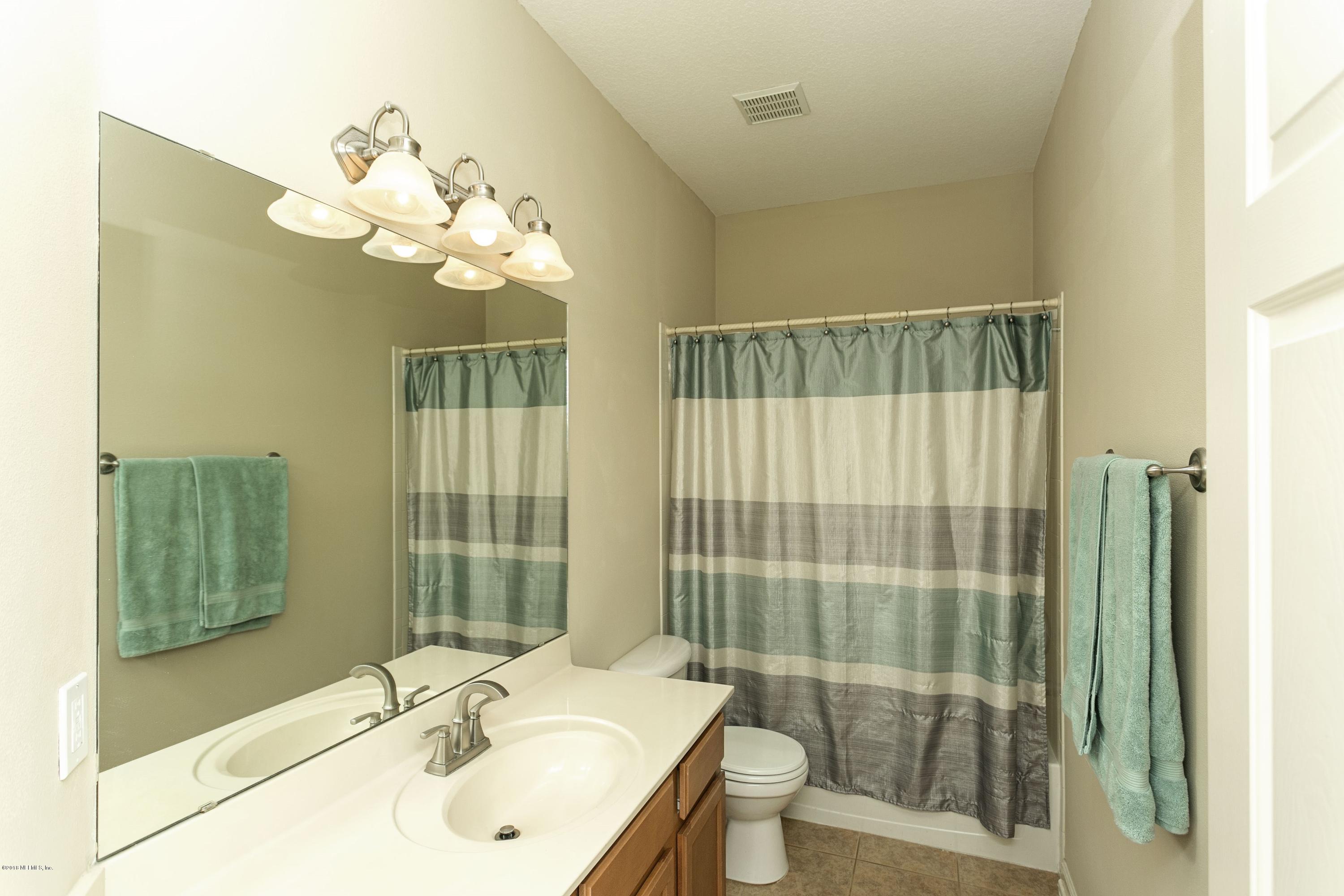 933 Indian River Road St. Augustine, FL 32092 - Photo 19 of 27 Bathroom