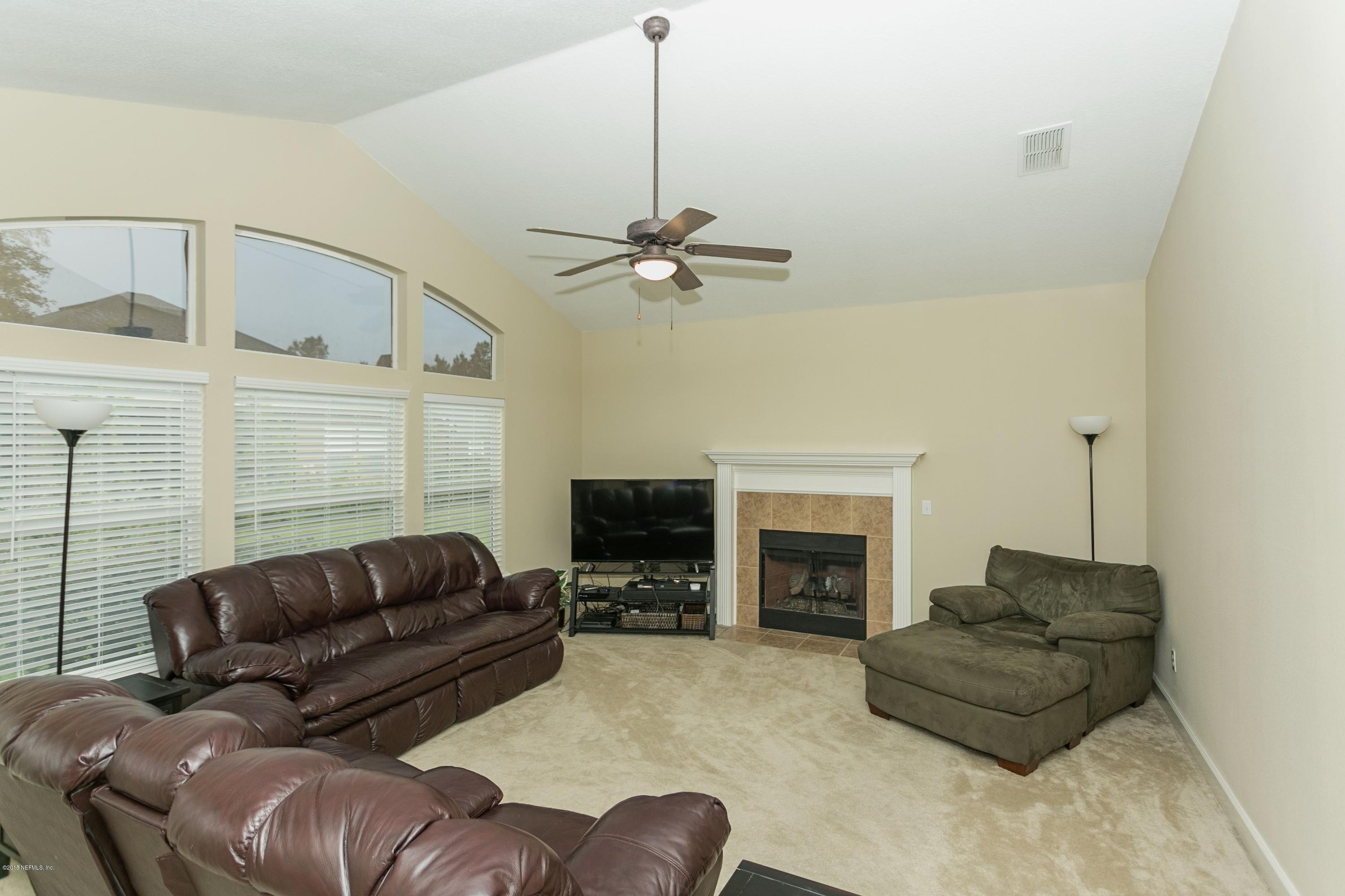 933 Indian River Road St. Augustine, FL 32092 - Photo 8 of 27 Family Room