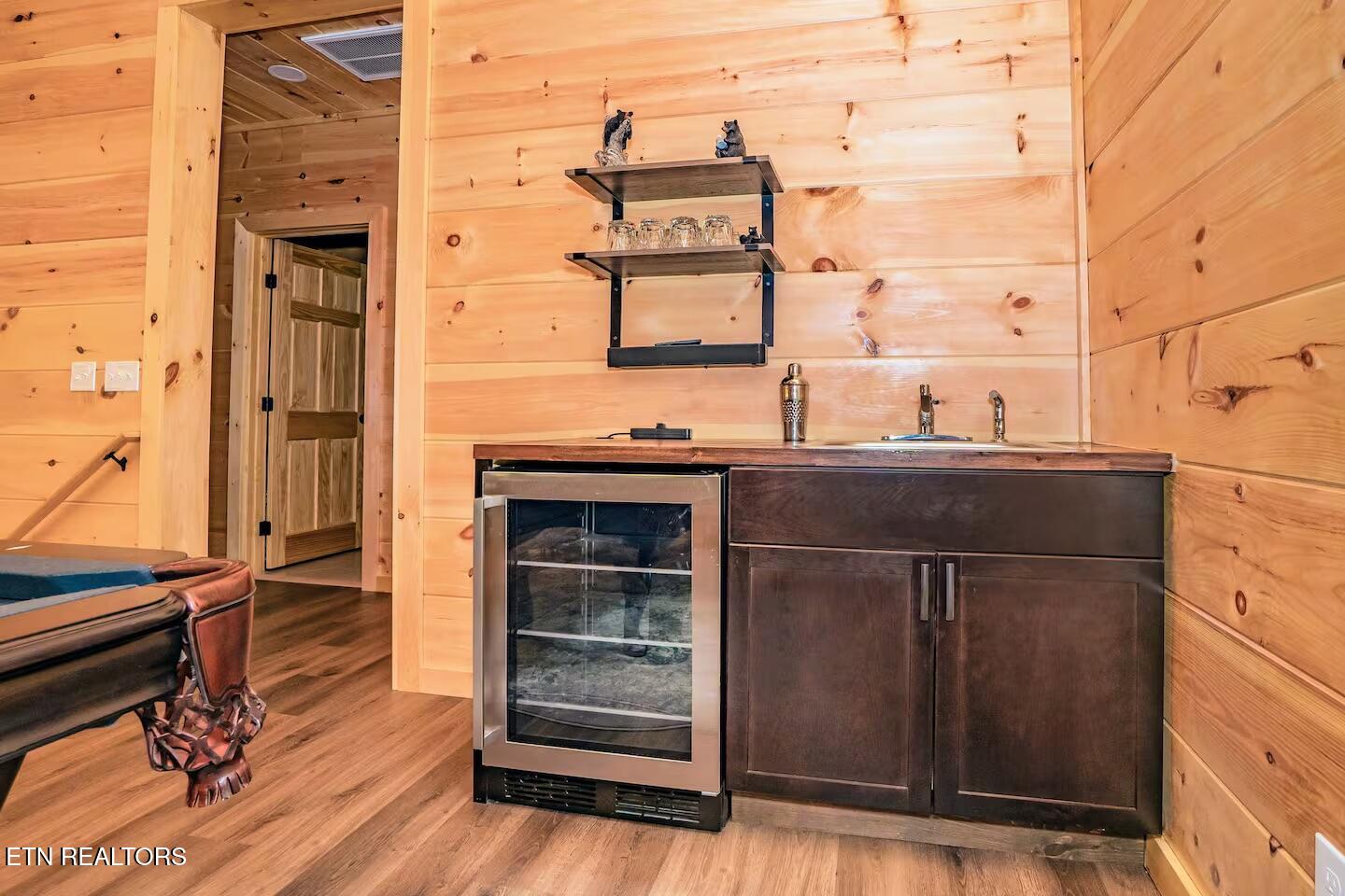 2818 Ridge Creek Circle Sevierville, TN 37876 - Photo 13 of 29 c63e2156-0f7d-458a-9bb2-445abb9a0455