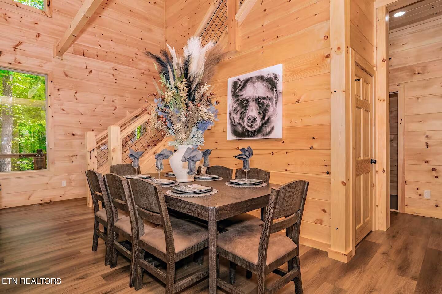 2818 Ridge Creek Circle Sevierville, TN 37876 - Photo 10 of 29 4563afc4-c486-4754-b1ea-73d8528c788f