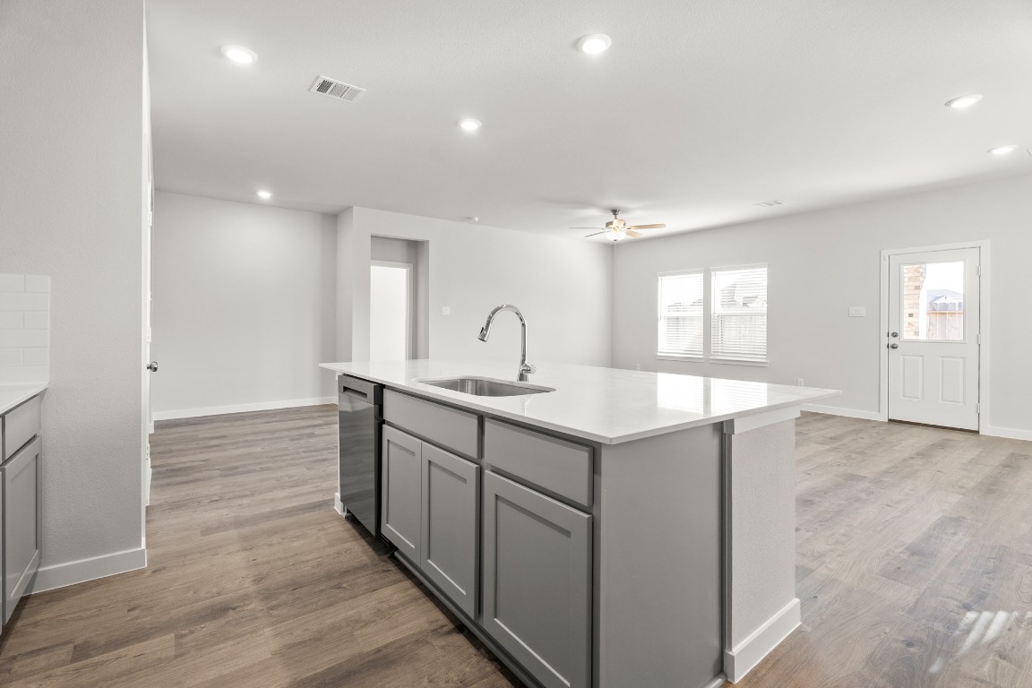 1597 Elm Place Angleton, TX 77515 - Photo 15 of 29 Representative Photo