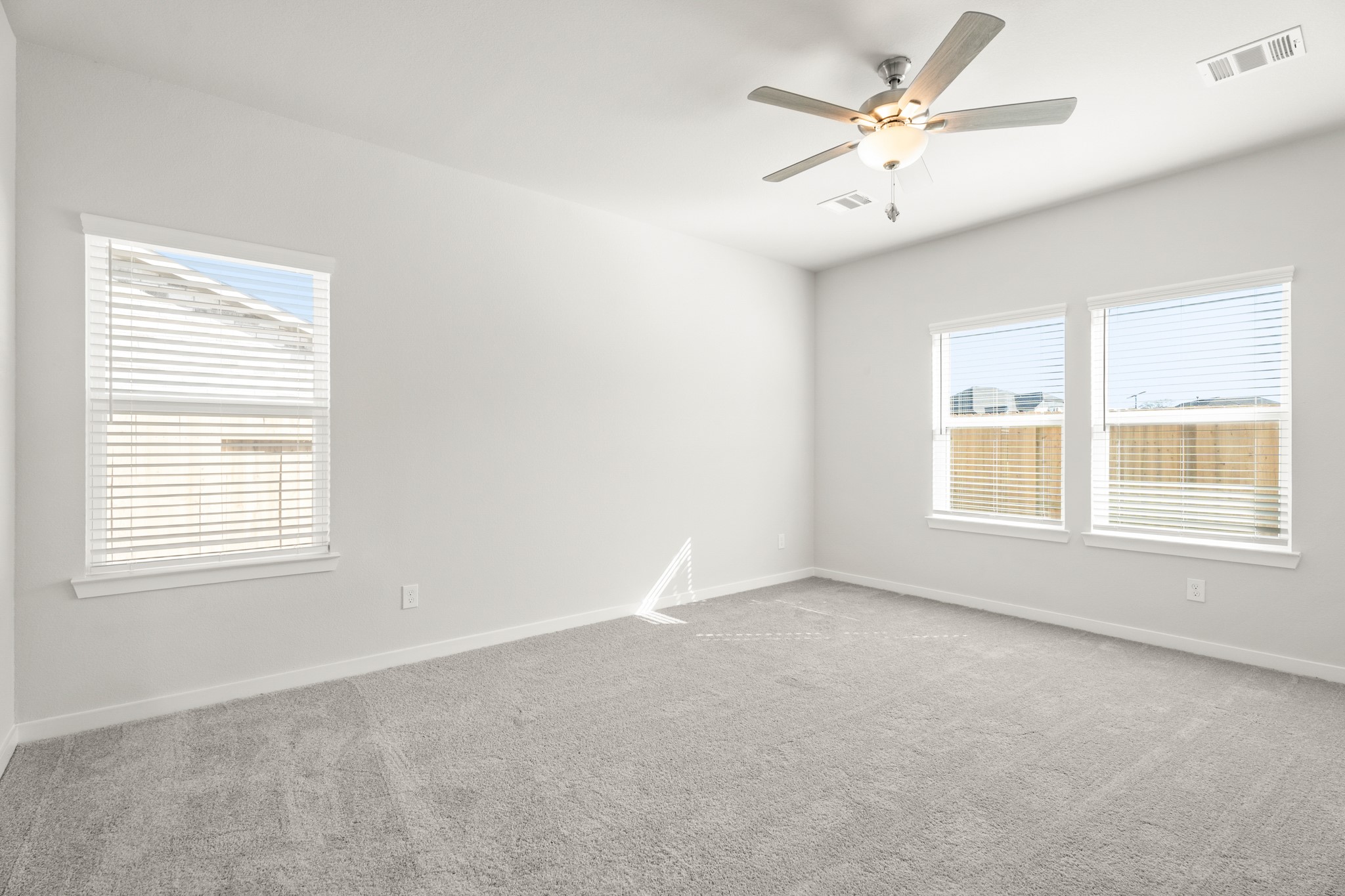 1597 Elm Place Angleton, TX 77515 - Photo 19 of 29 Representative Photo