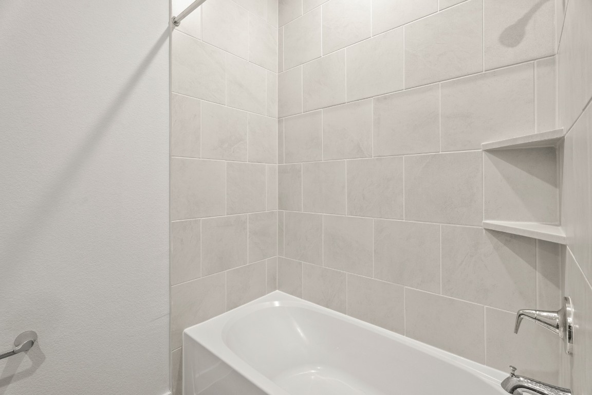 1597 Elm Place Angleton, TX 77515 - Photo 6 of 29 Representative Photo