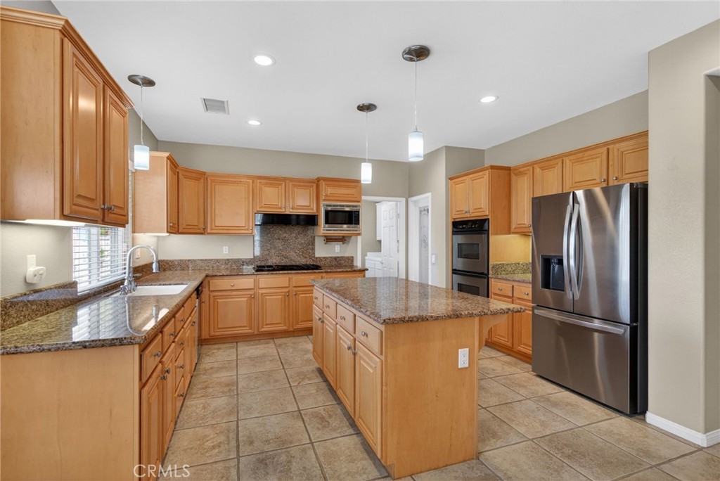 14427 Ashton Lane Riverside, CA 92508 - Photo 18 of 75