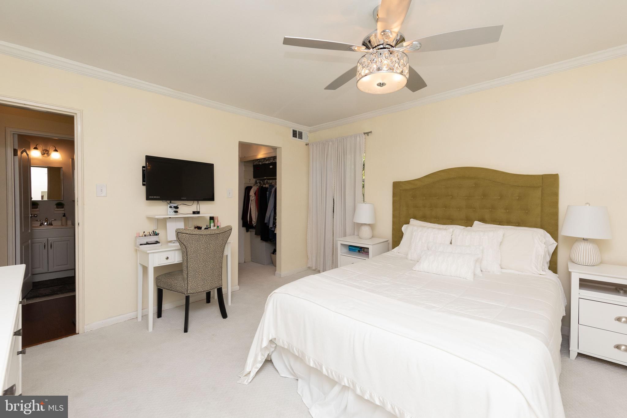 7300 Cresheim Road, Unit C20 Philadelphia, PA 19119 - Photo 19 of 32