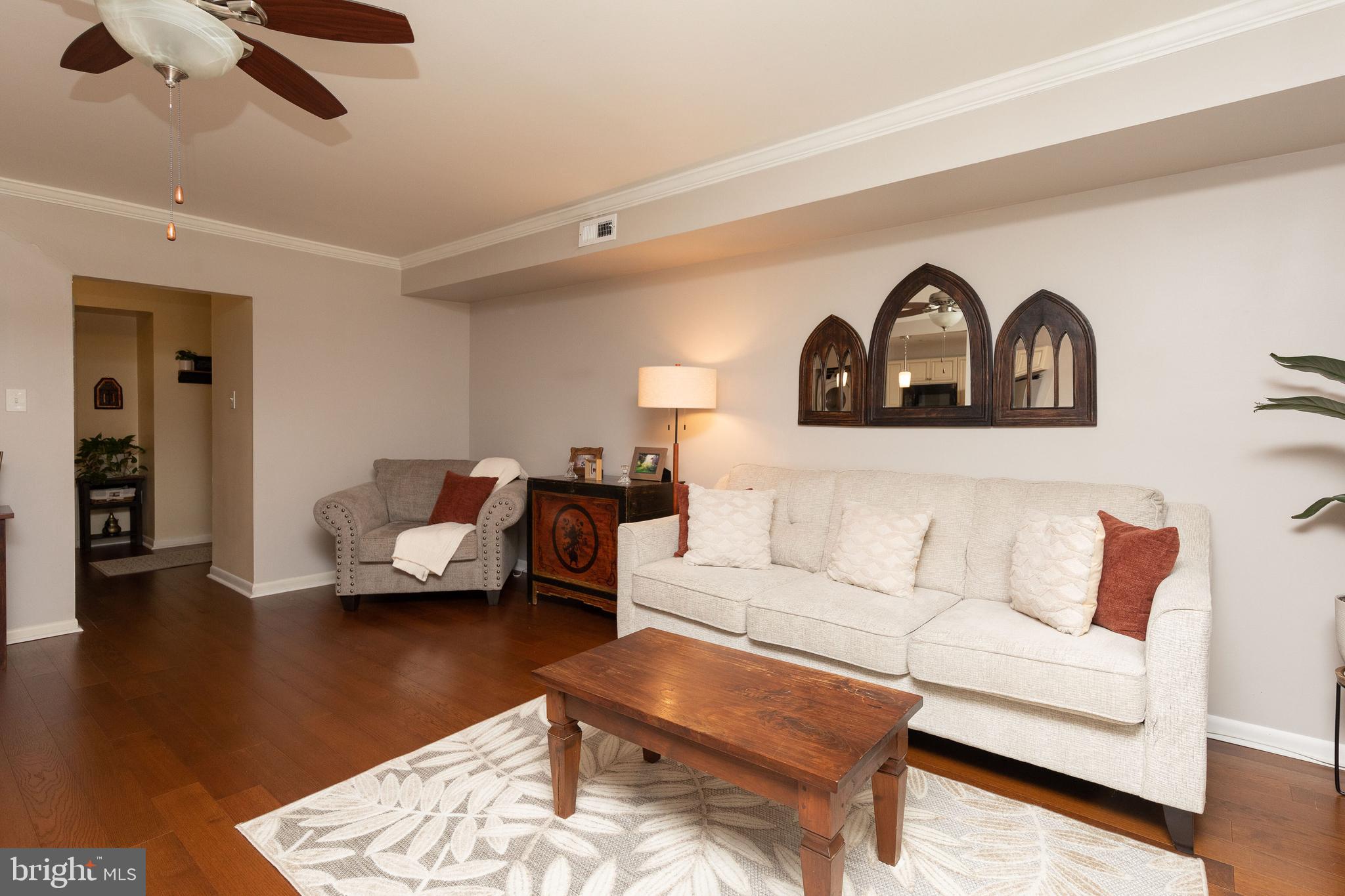 7300 Cresheim Road, Unit C20 Philadelphia, PA 19119 - Photo 5 of 32