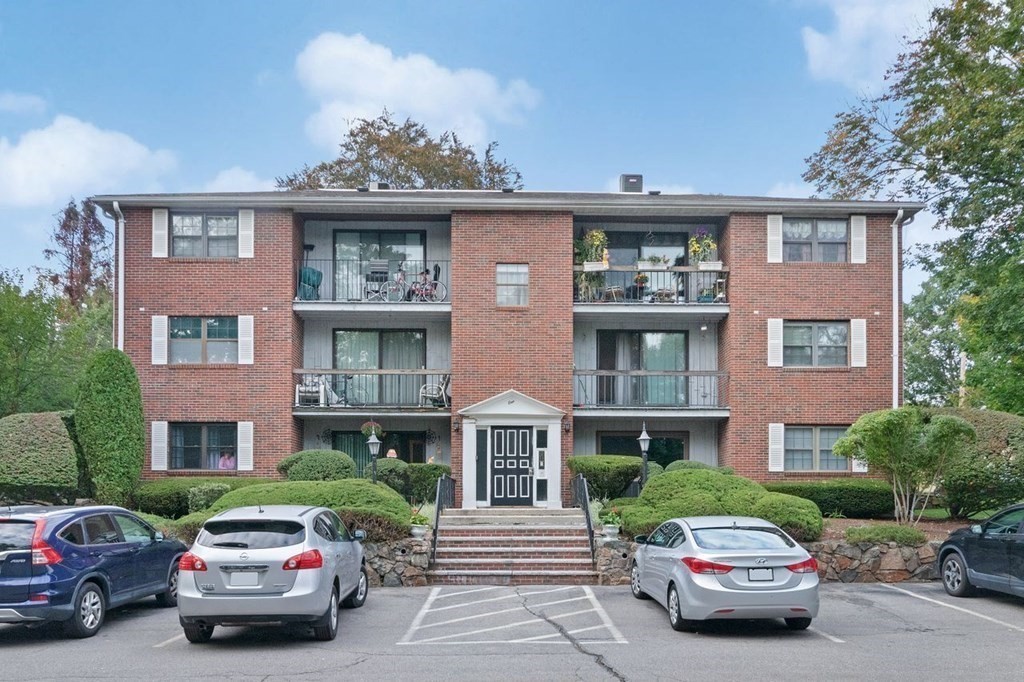 1 Centre Street, Unit 6 Canton, MA 02021 - Photo 12 of 17 Gallery Image 12
