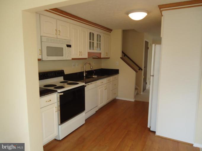 9437 Northgate Road Laurel, MD 20723 - Photo 20 of 28 Kitchen
