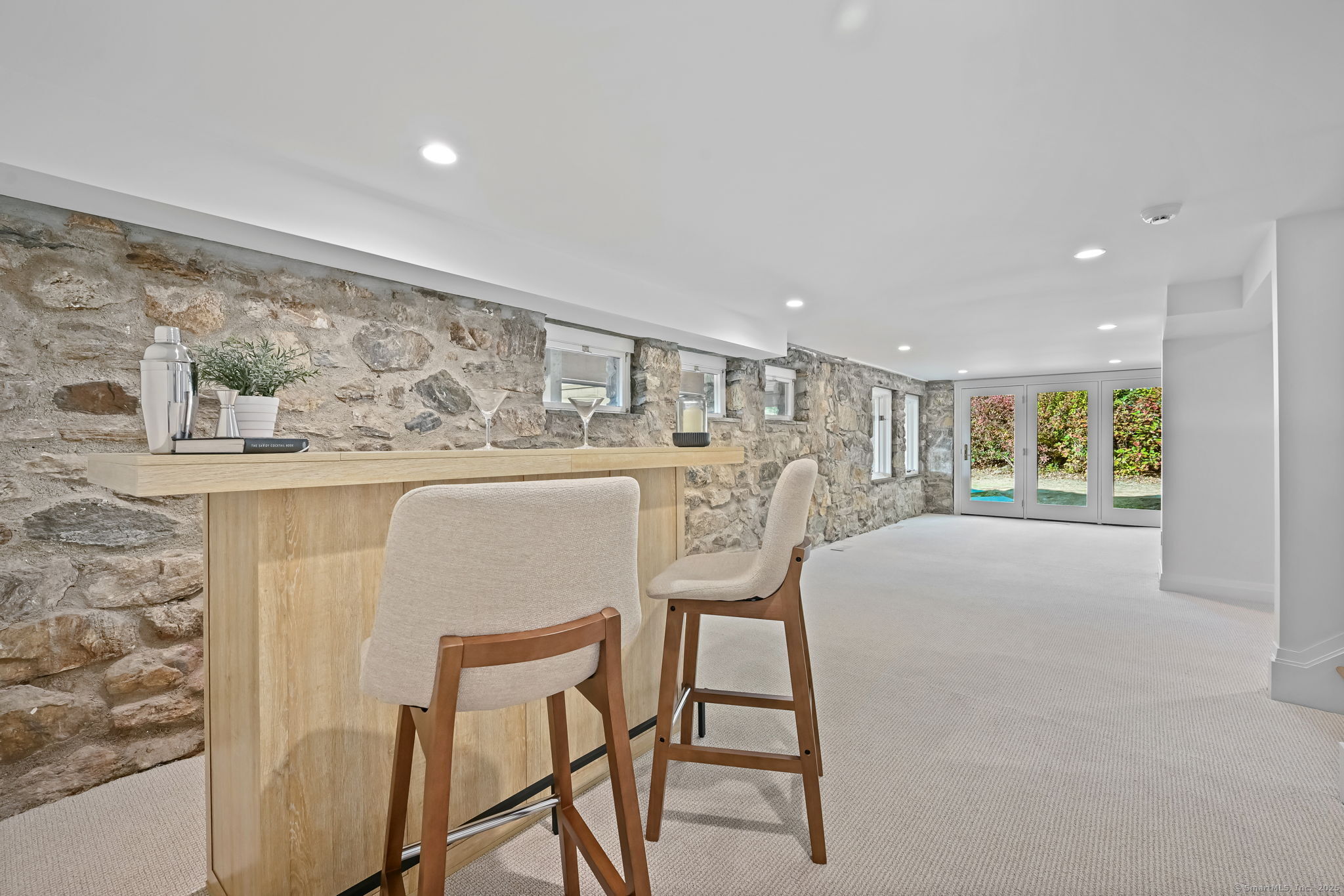 71 Peaceable Ridge Road Ridgefield, CT 06877 - Photo 32 of 40