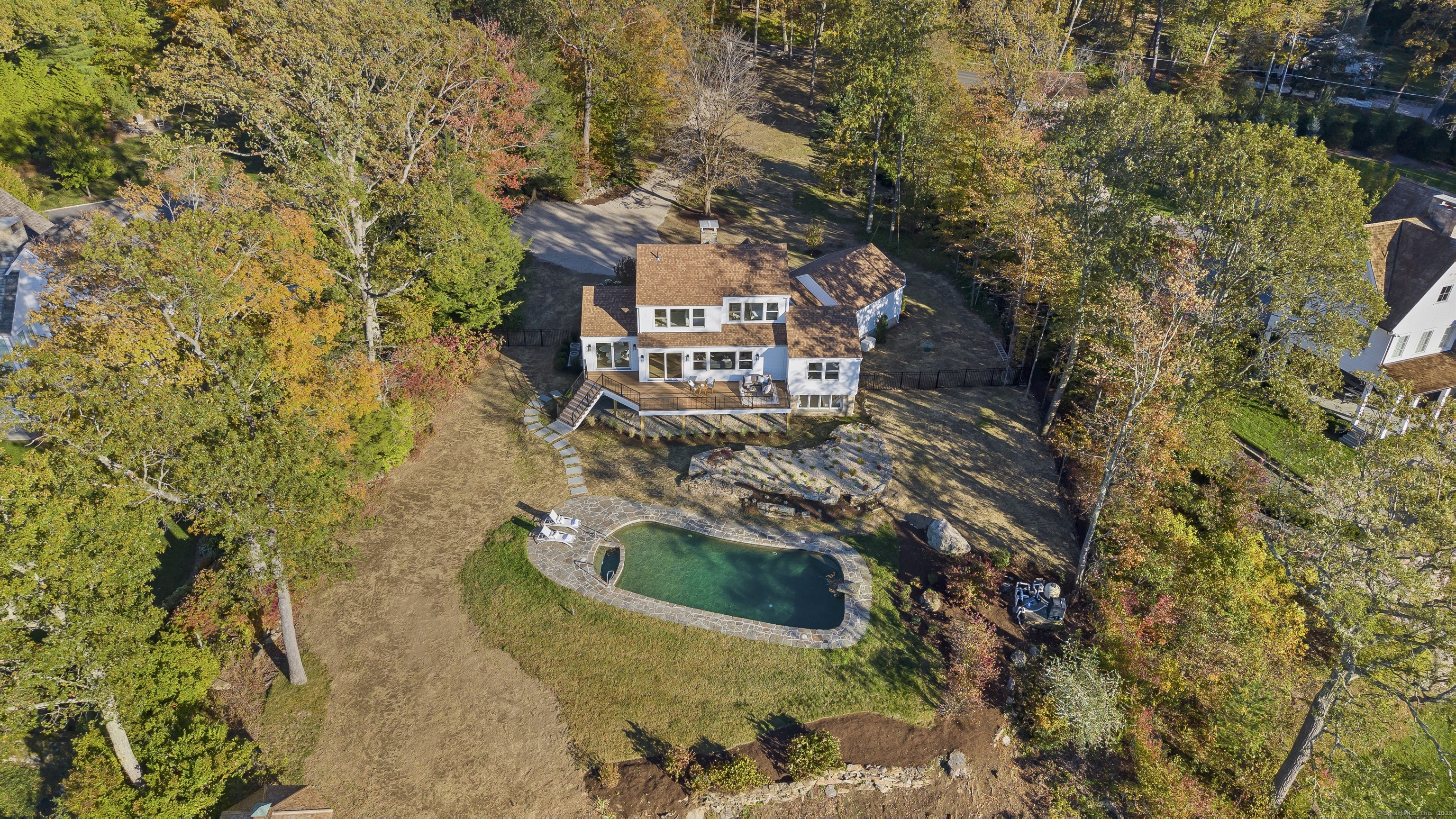 71 Peaceable Ridge Road Ridgefield, CT 06877 - Photo 5 of 40