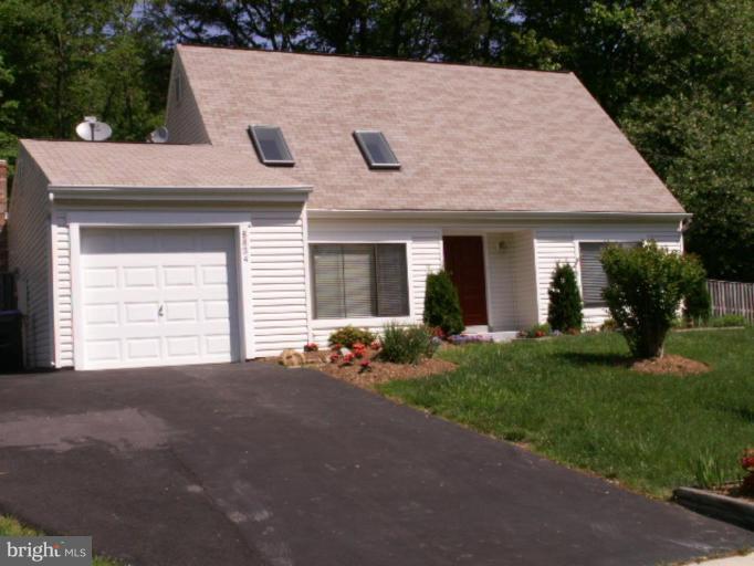 8834 Sweet Gum Place Springfield, VA 22153 - Photo 2 of 4 Exterior #2