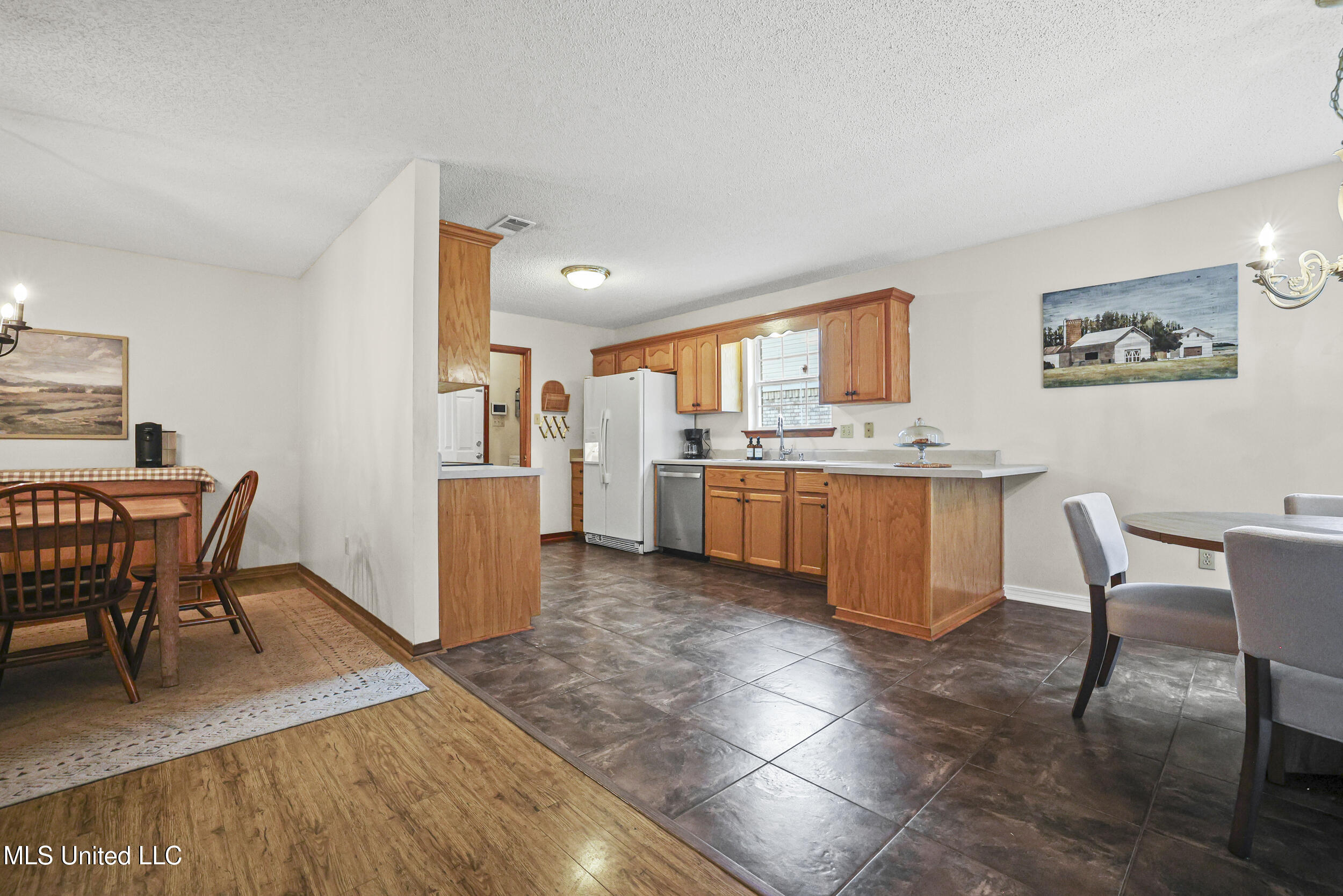 3429 North 7th Street Ocean Springs, MS 39564 - Photo 14 of 59 15_r6__9213