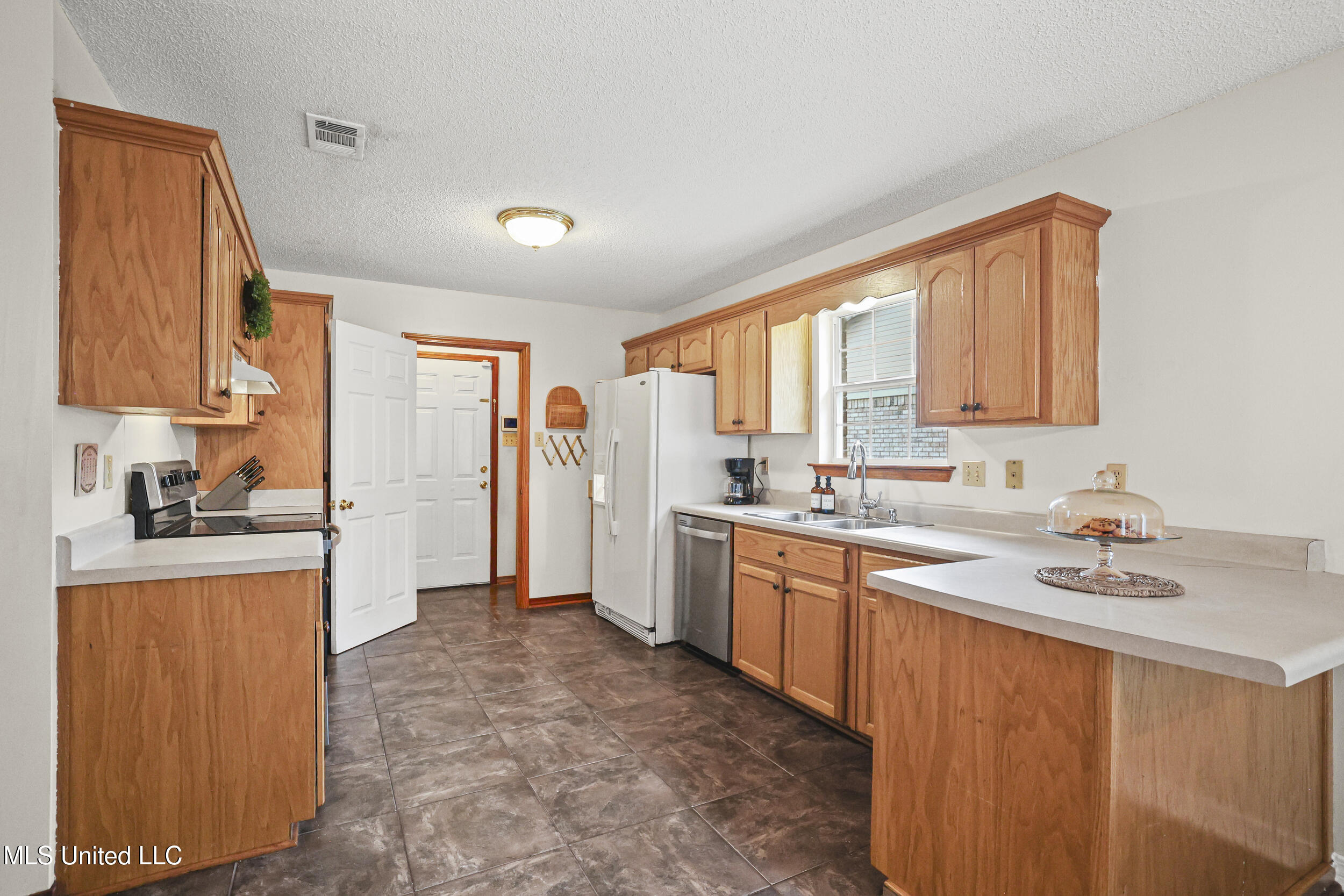 3429 North 7th Street Ocean Springs, MS 39564 - Photo 17 of 59 20_r6__9238