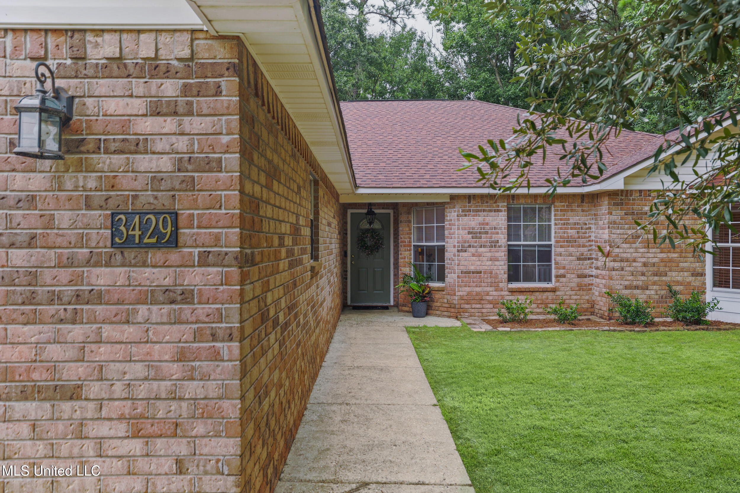 3429 North 7th Street Ocean Springs, MS 39564 - Photo 2 of 59 5_r6__9164