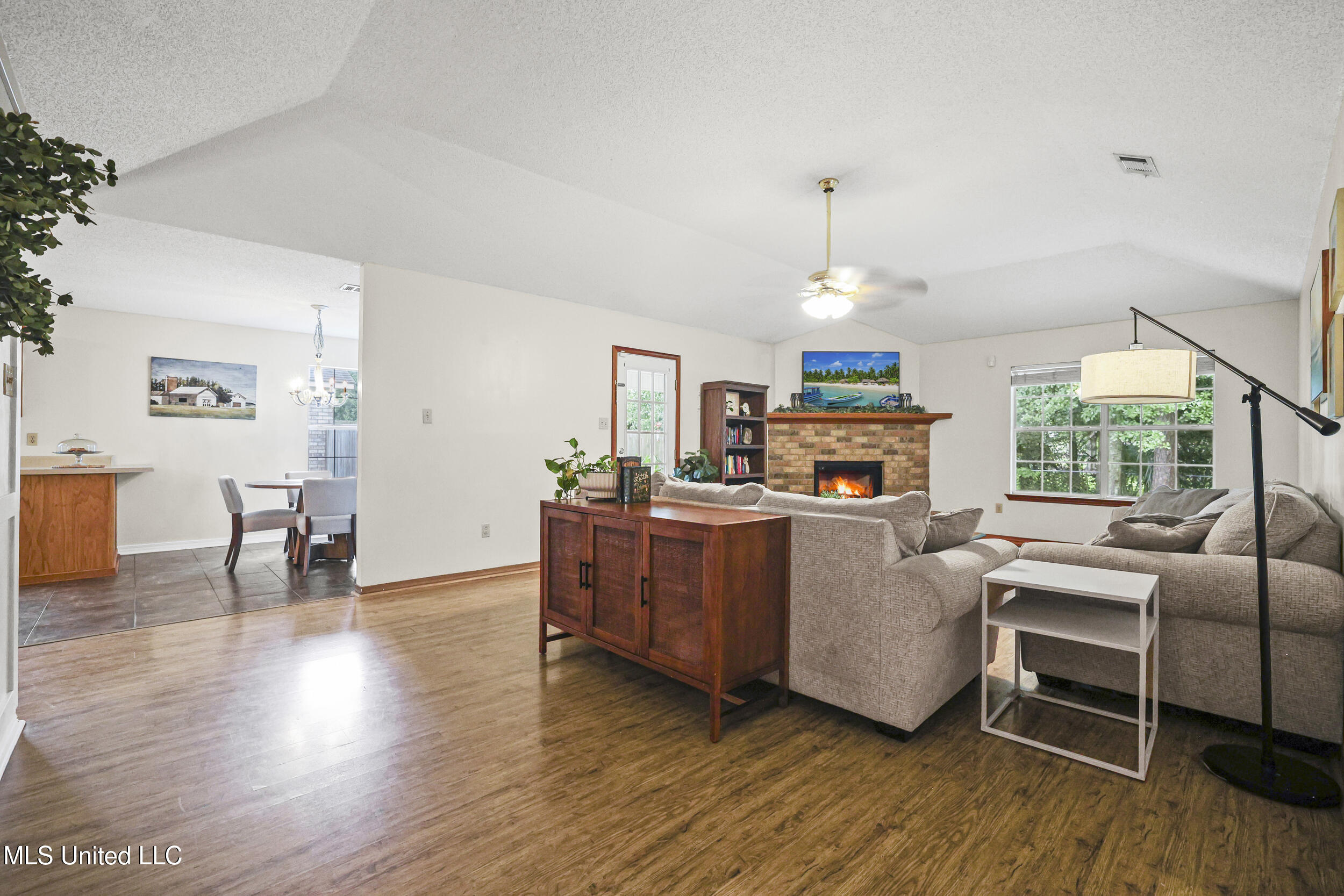 3429 North 7th Street Ocean Springs, MS 39564 - Photo 10 of 59 9_r6__9183