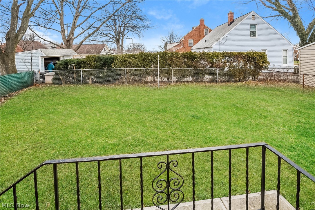 15114 Triskett Road Cleveland, OH 44111 - Photo 19 of 39