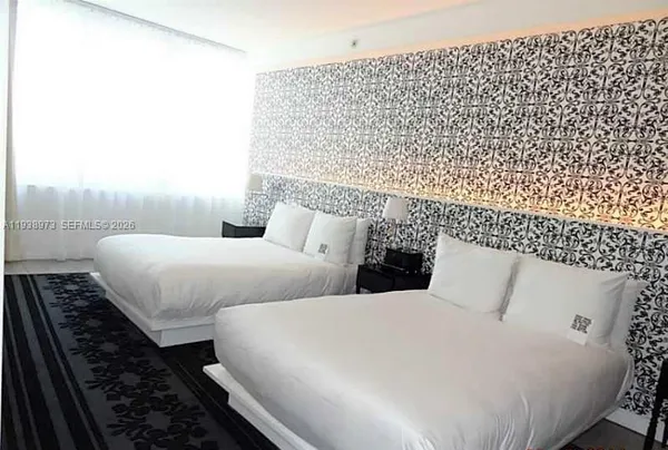 a en suite bathroom with a toilet