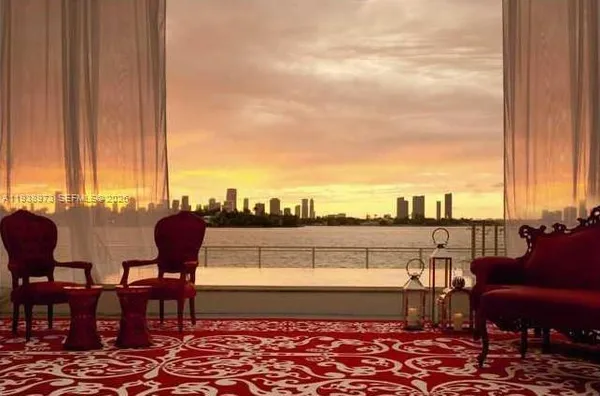 $4,200 | 1100 West Avenue, Unit 517, Miami Beach, FL 33139