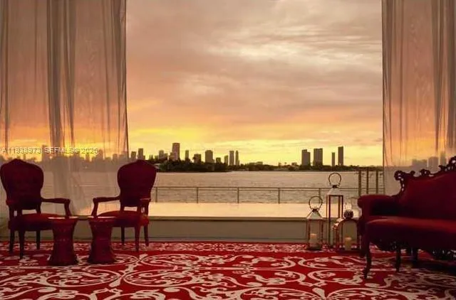 $5,000 | 1100 West Avenue, Unit 517, Miami Beach, FL 33139