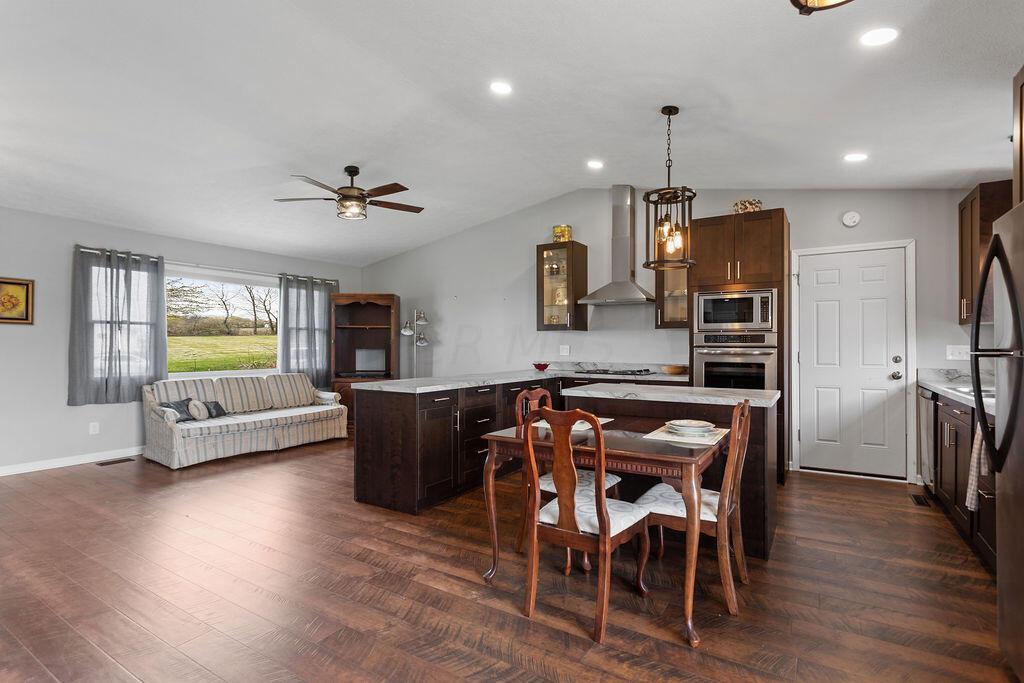 11390 Kilbourne Road Sunbury, OH 43074 - Photo 3 of 20 7G5A8700