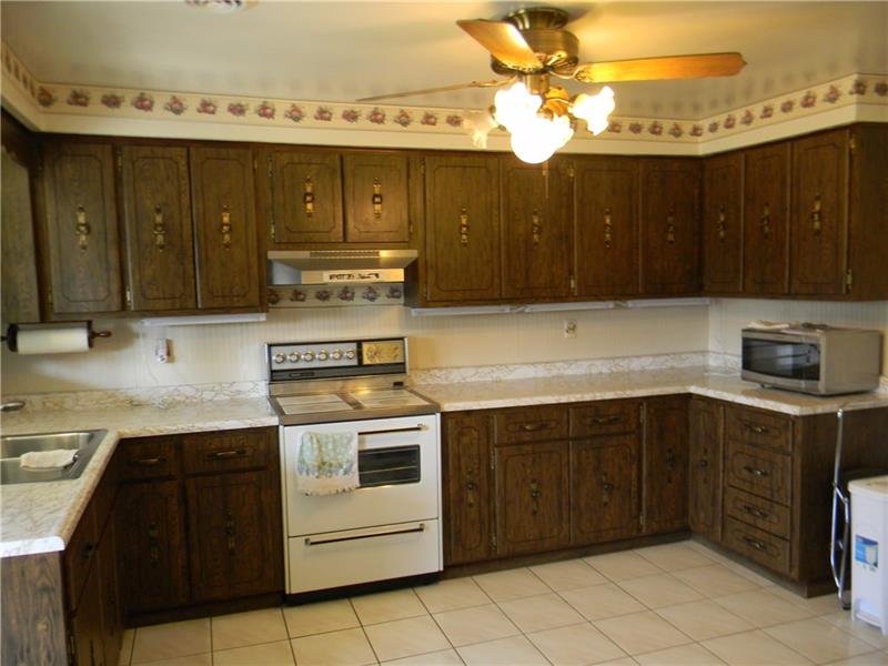 13449 Ridge Road North Huntingdon, PA 15642 - Photo 3 of 18 Gallery Image 3