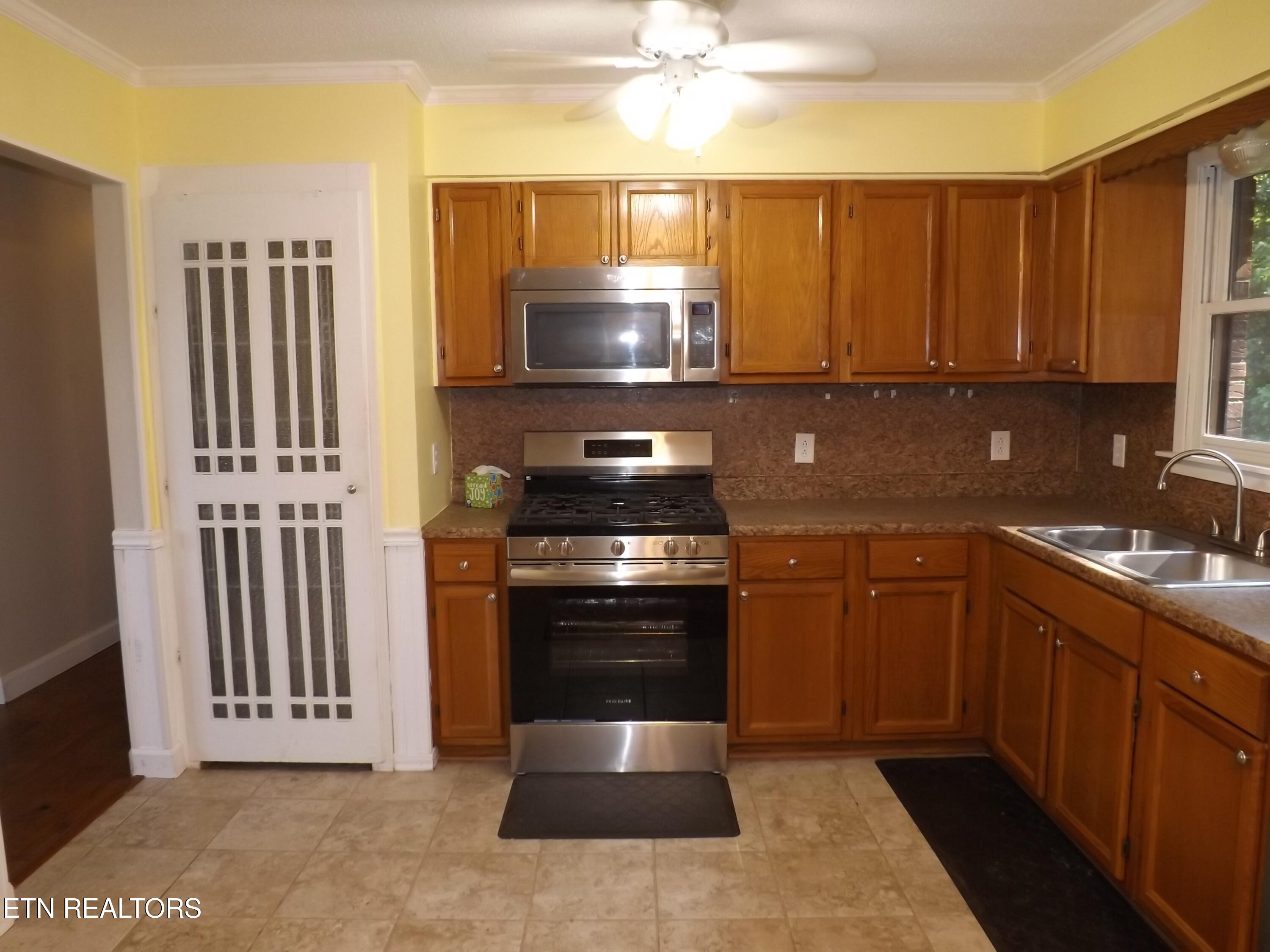 235 Parliament Road Harrogate, TN 37752 - Photo 48 of 52 DSCF4645