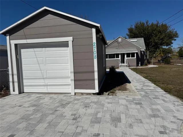 a front view of house with yard