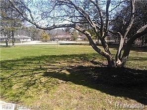 5598 Franklin Road Bloomfield Hills, MI 48301 - Photo 2 of 19 Front View.jpg