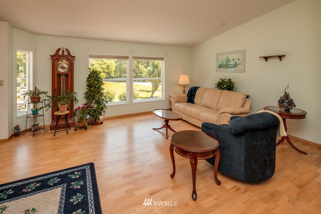 3181 Mountain View Road Ferndale, WA 98248 - Photo 3 of 25