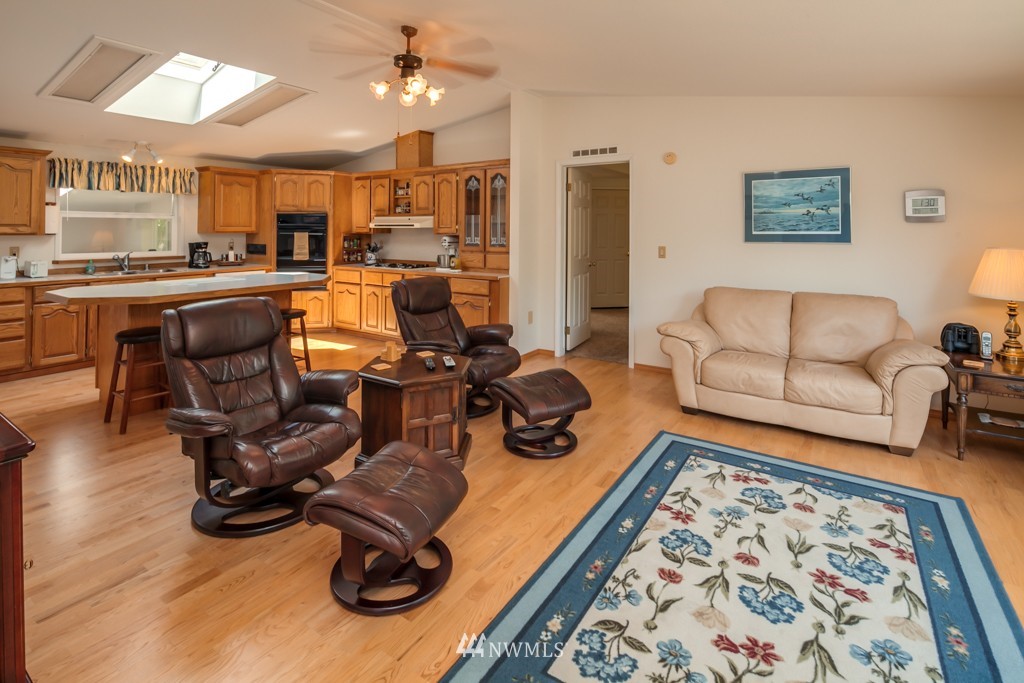 3181 Mountain View Road Ferndale, WA 98248 - Photo 6 of 25