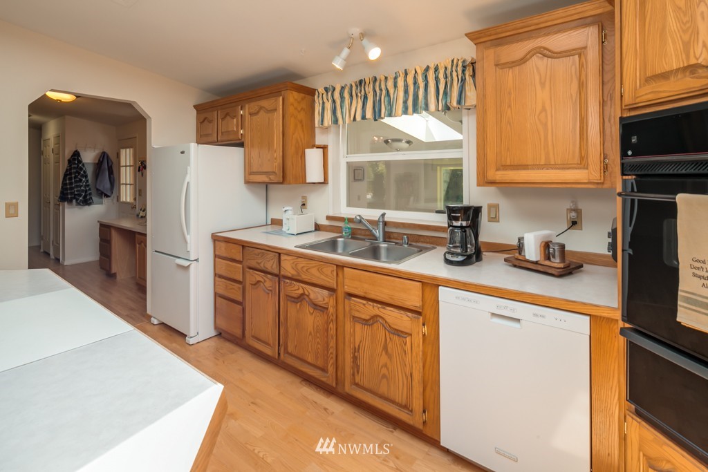 3181 Mountain View Road Ferndale, WA 98248 - Photo 8 of 25