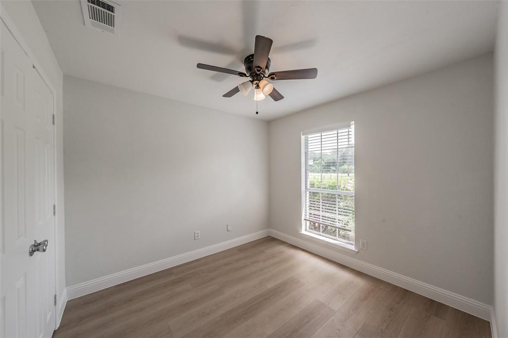 4503 Mexicana Road Dallas, TX 75212 - Photo 18 of 40
