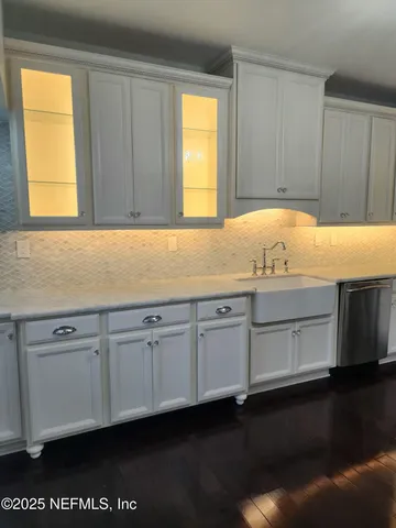 $2,300 | 212 St Johns Avenue, Unit 212, Green Cove Springs, FL 32043