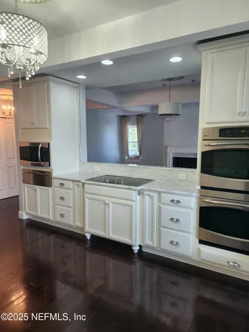 $2,300 | 212 St Johns Avenue, Unit 212, Green Cove Springs, FL 32043