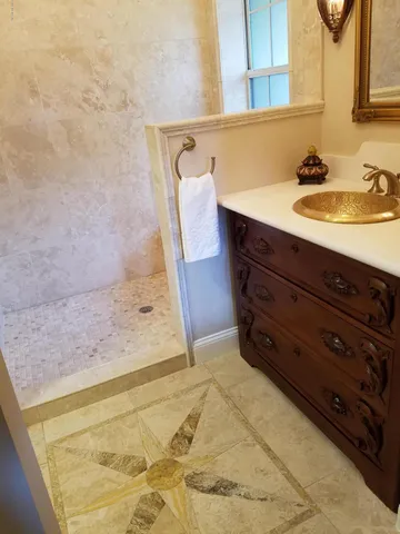 $2,300 | 212 St Johns Avenue, Unit 212, Green Cove Springs, FL 32043