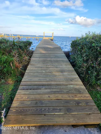 $2,300 | 212 St Johns Avenue, Unit 212, Green Cove Springs, FL 32043