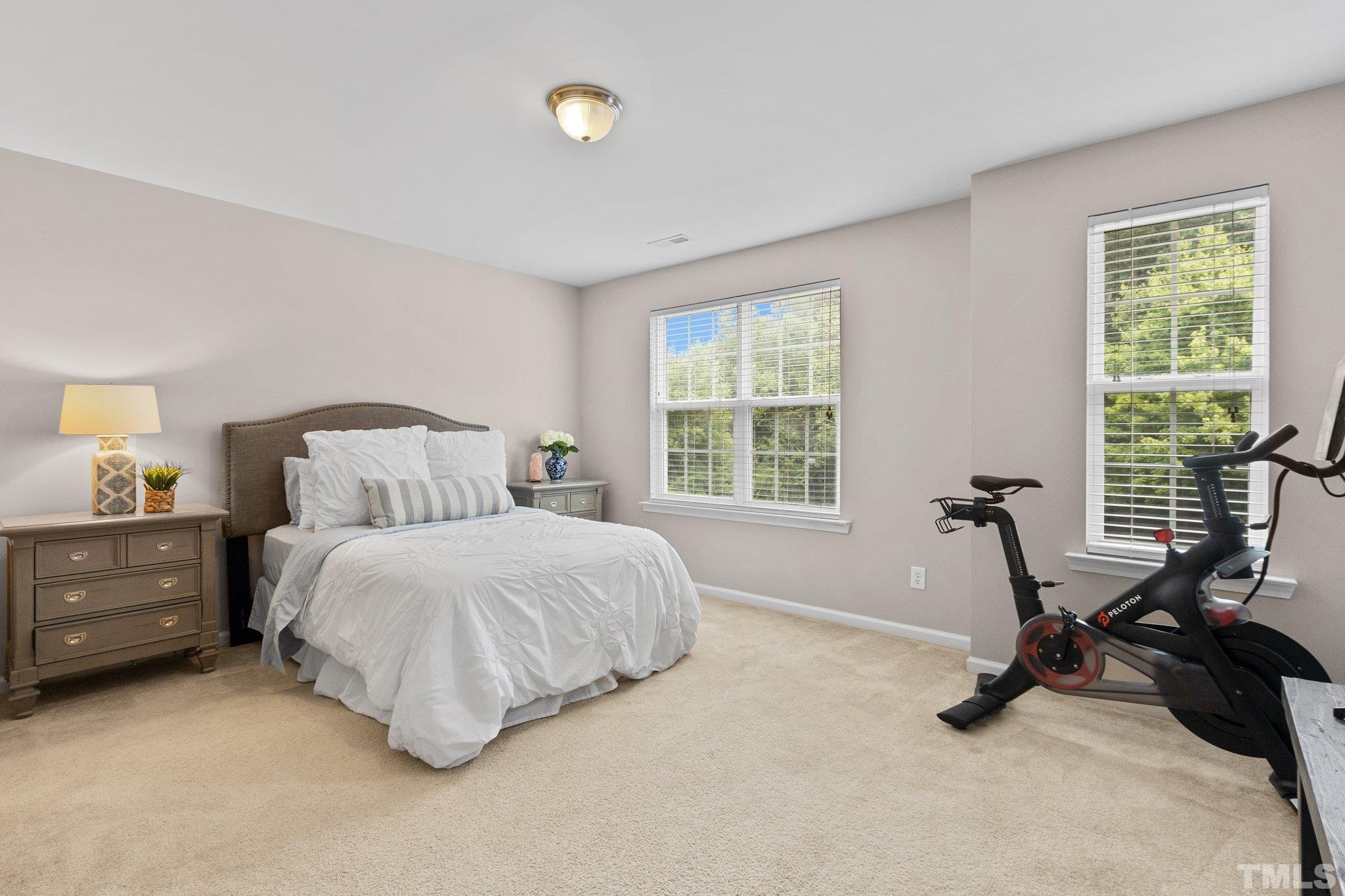 4339 Sugarbend Way Raleigh, NC 27606 - Photo 13 of 19 Gallery Image 13