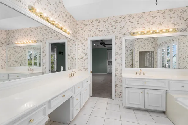 $417,000 | 14210 Reissen Lane, Houston, TX 77069