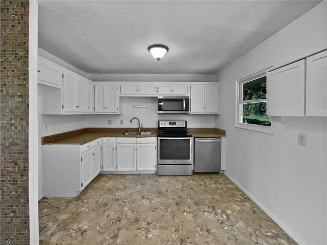 $260,000 | 1209 Liberty Dr Terrace, Liberty, MO 64068