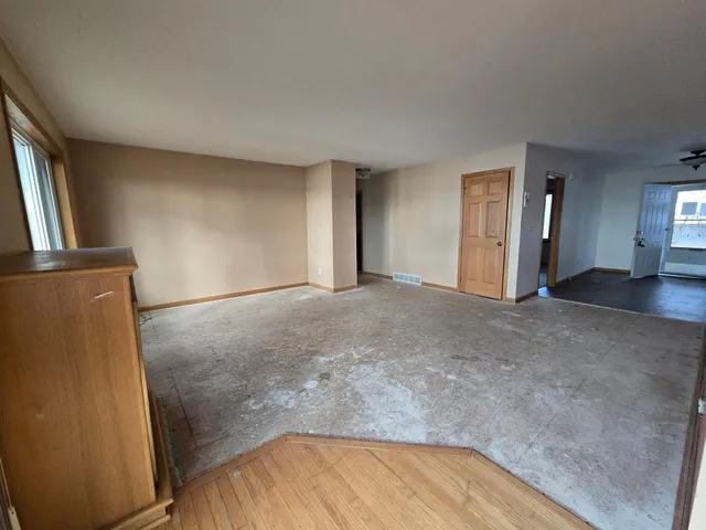 $682,500 | 5023 West Lake Mary Drive Southwest, Alexandria, MN 56308