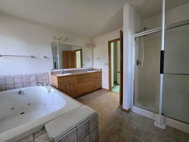 $682,500 | 5023 West Lake Mary Drive Southwest, Alexandria, MN 56308