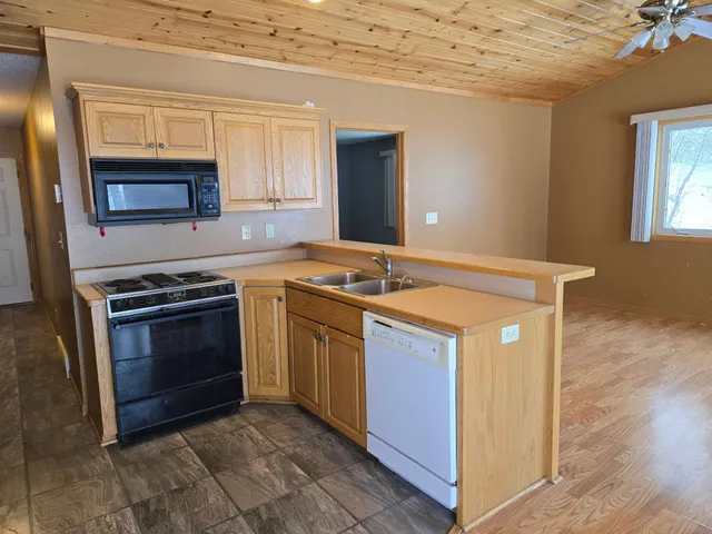 $682,500 | 5023 West Lake Mary Drive Southwest, Alexandria, MN 56308