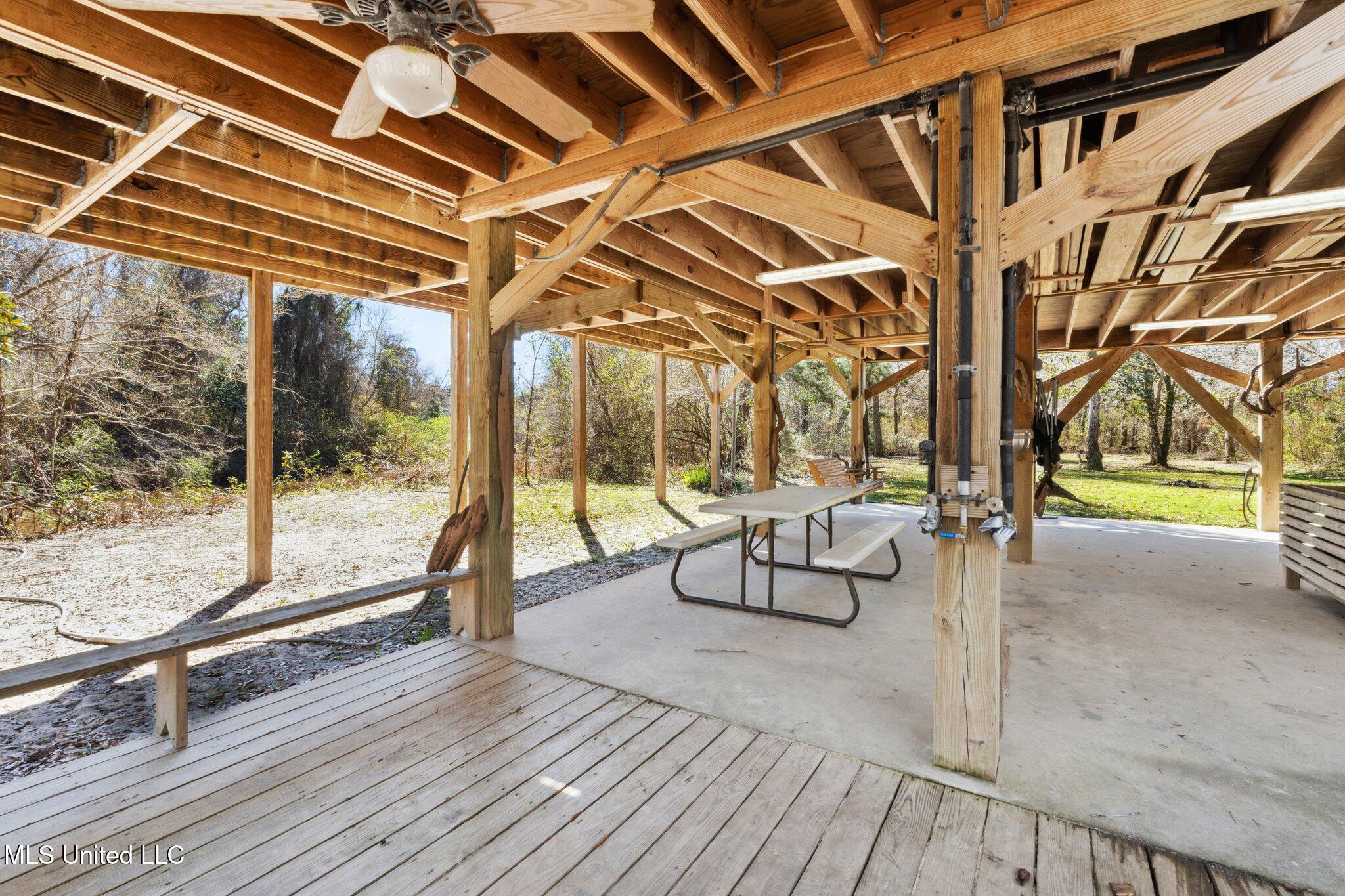 601 Liberty Road Picayune, MS 39466 - Photo 39 of 54 005