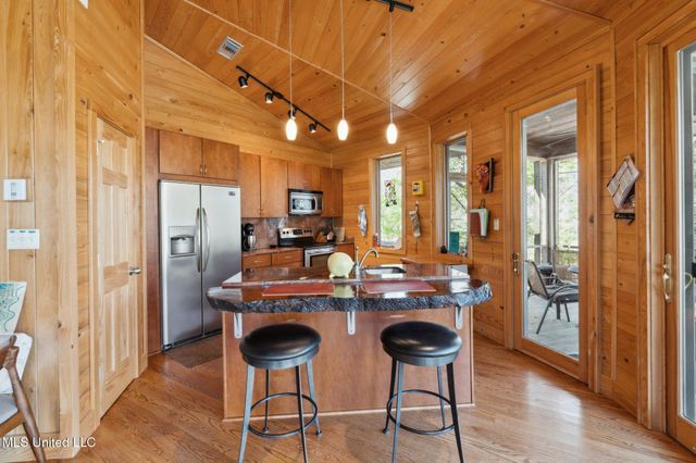 $750,000 | 601 Liberty Road, Picayune, MS 39466