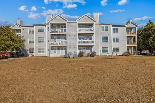 $1,400 | 264 Waterdown Drive, Unit 5, Fayetteville, NC 28314