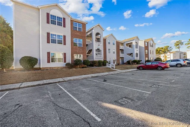 $1,400 | 264 Waterdown Drive, Unit 5, Fayetteville, NC 28314