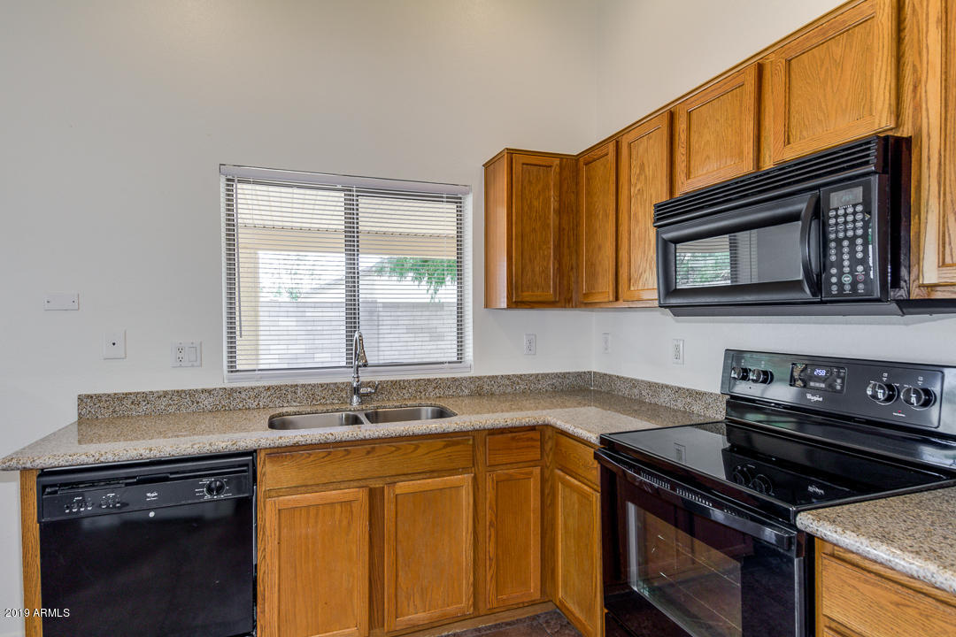 13005 West Hearn Road El Mirage, AZ 85335 - Photo 15 of 39 15-Hearn