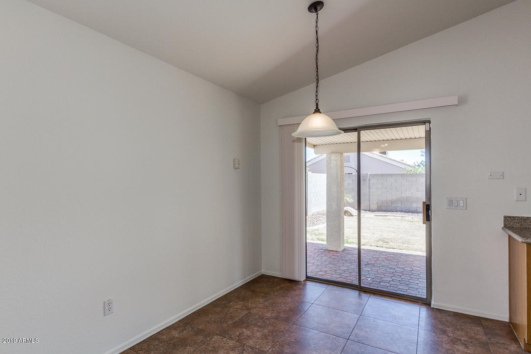 13005 West Hearn Road El Mirage, AZ 85335 - Photo 9 of 39 09-Hearn