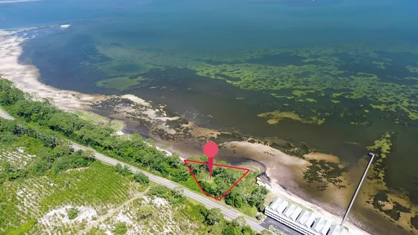 $199,900 | 3206 Highway 98 East, Sopchoppy, FL 32358
